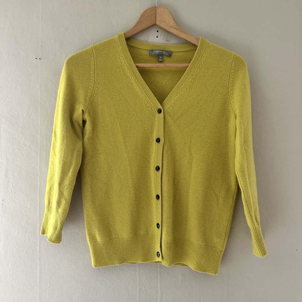 Neiman Marcus 100% Cashmere Button Front Cardigan Size S Yellow Quiet Luxury